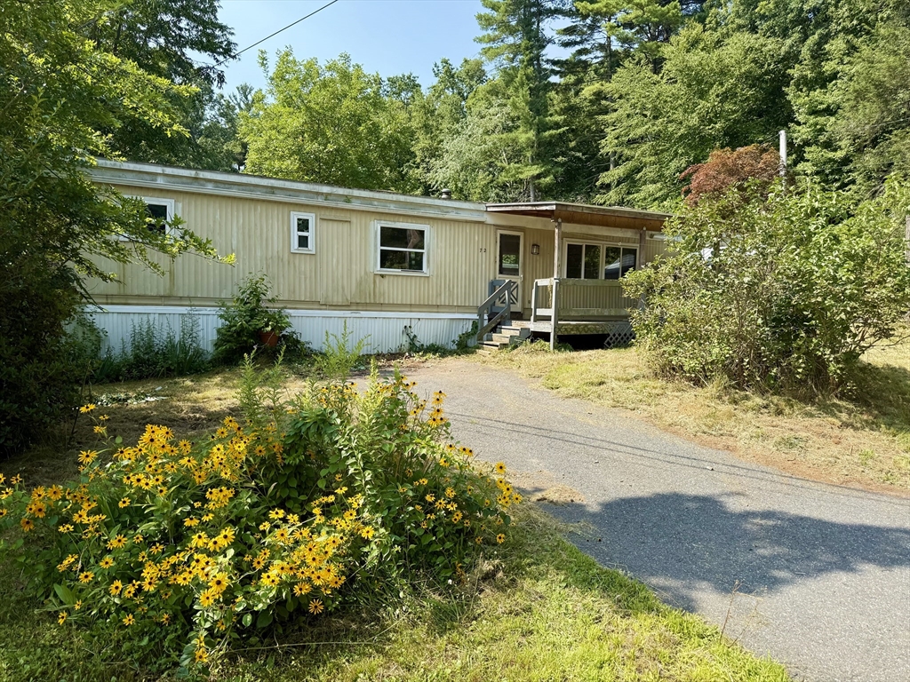 868 Southampton Rd # 72 Property Photo 2