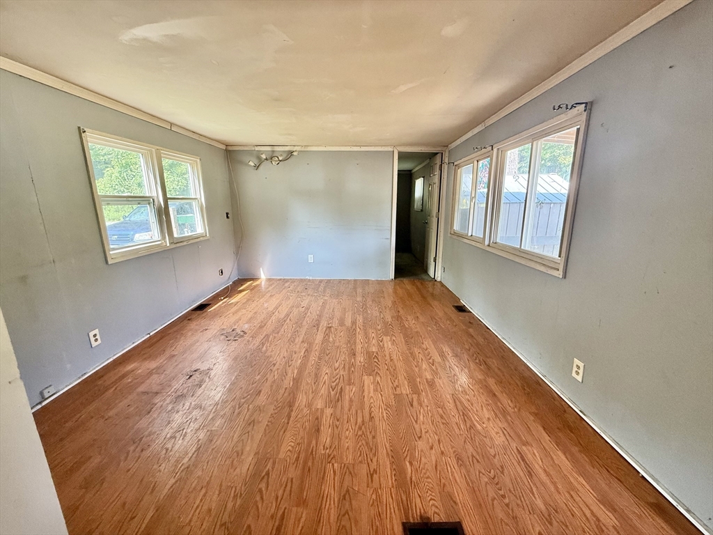 868 Southampton Rd # 72 Property Photo 15