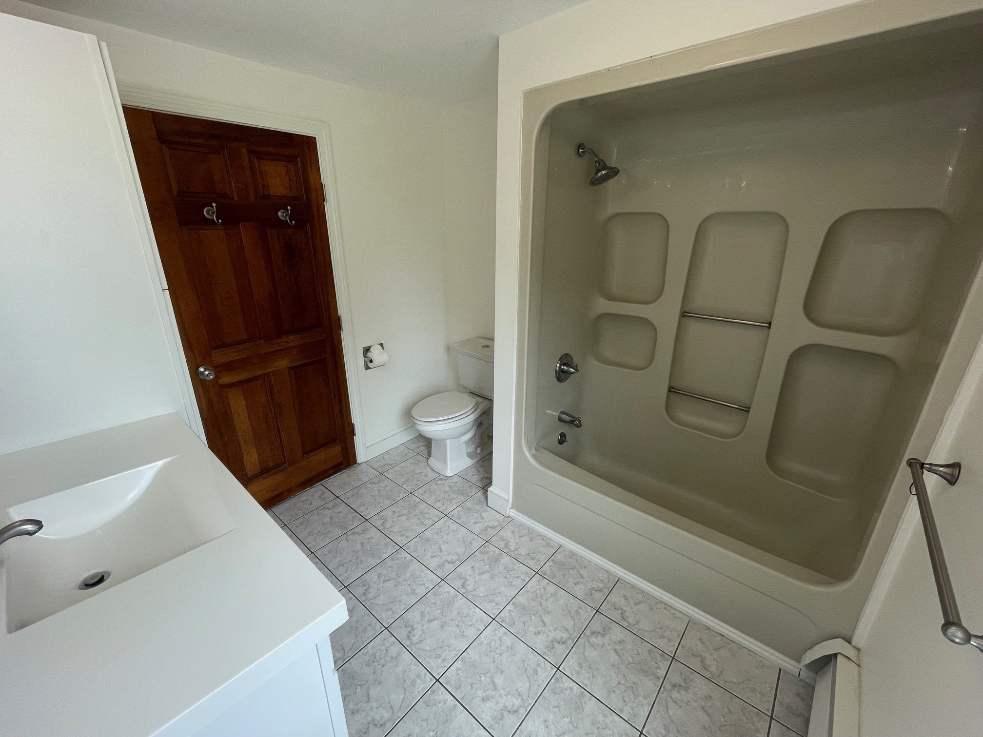 21 Court Street # A Property Photo 10