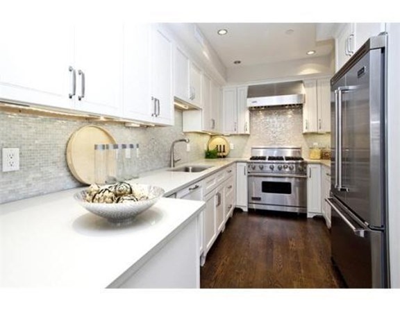 410 Boylston Street # 03 Property Photo 4