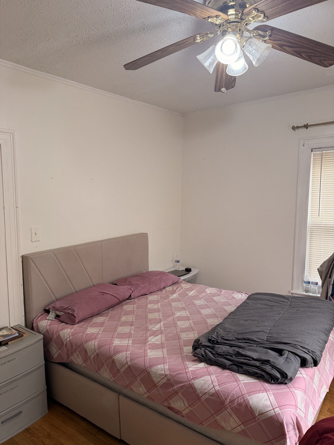 26 Brook St # 2 Property Photo 6