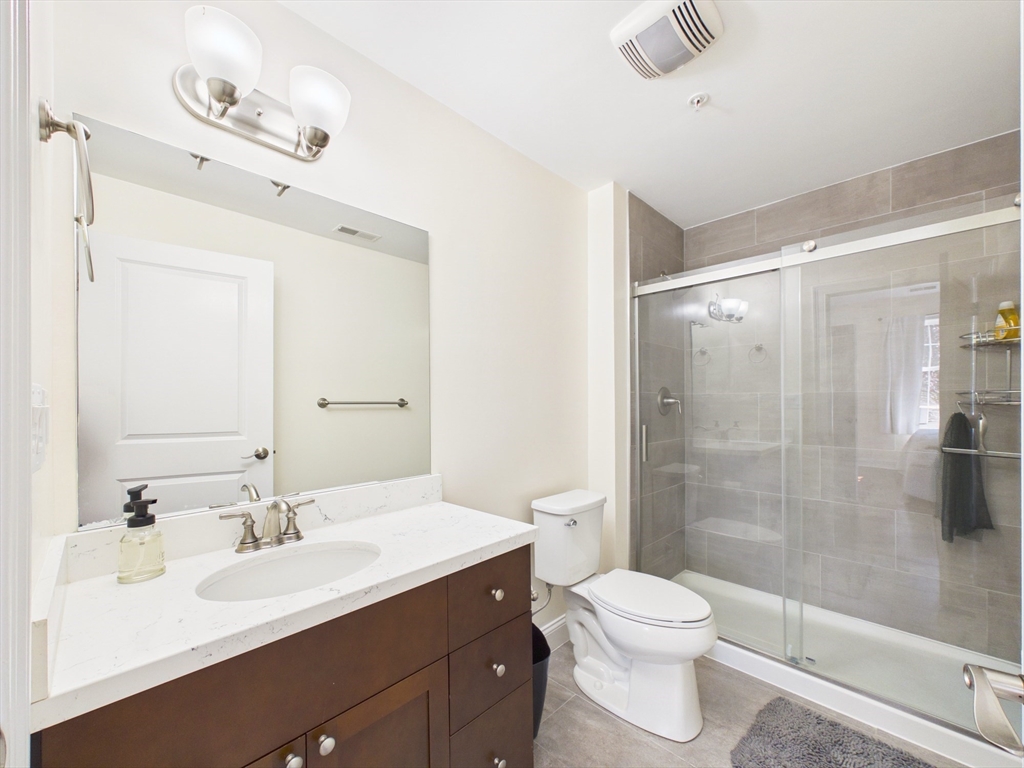 70 Endicott # 106 Property Photo 14