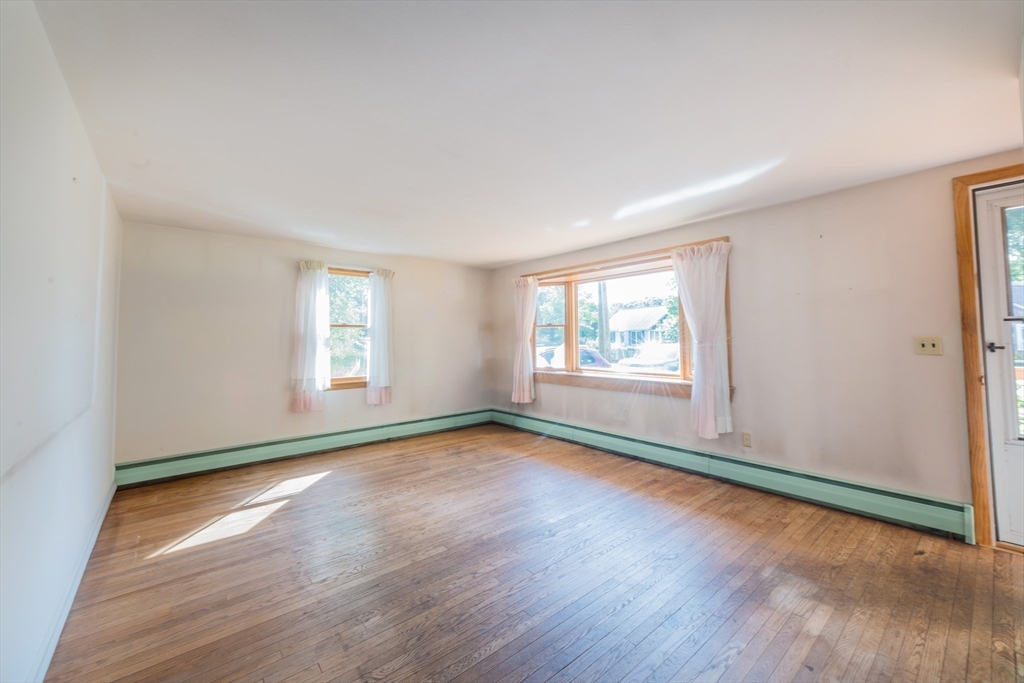 29 Puritan Rd Property Photo 9