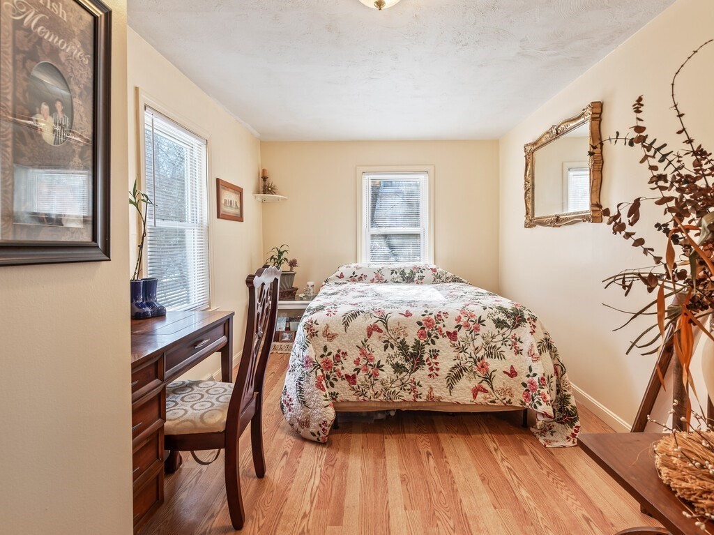 242 Pleasant Street Property Photo 16