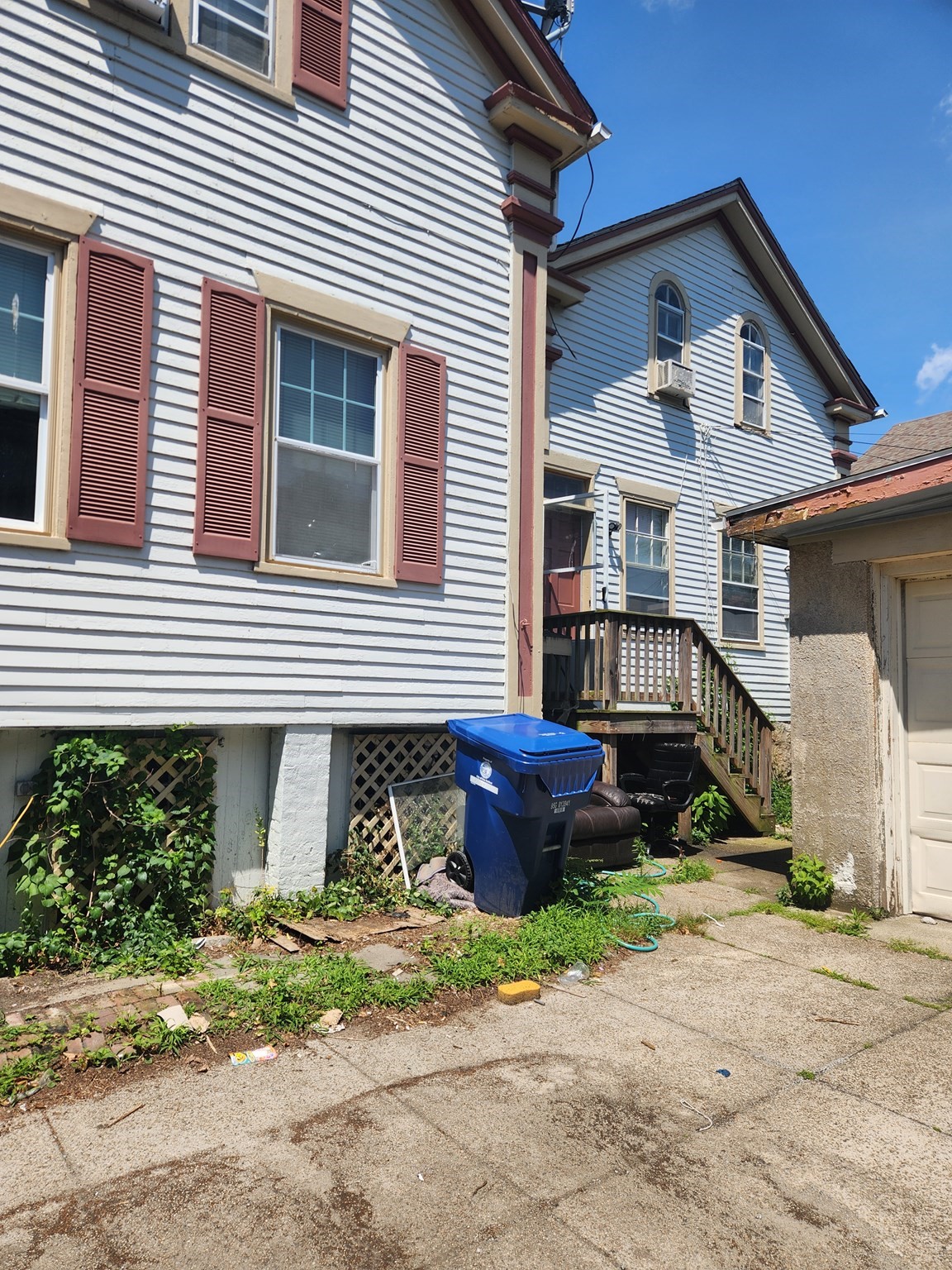 33 Madison St Property Photo 2