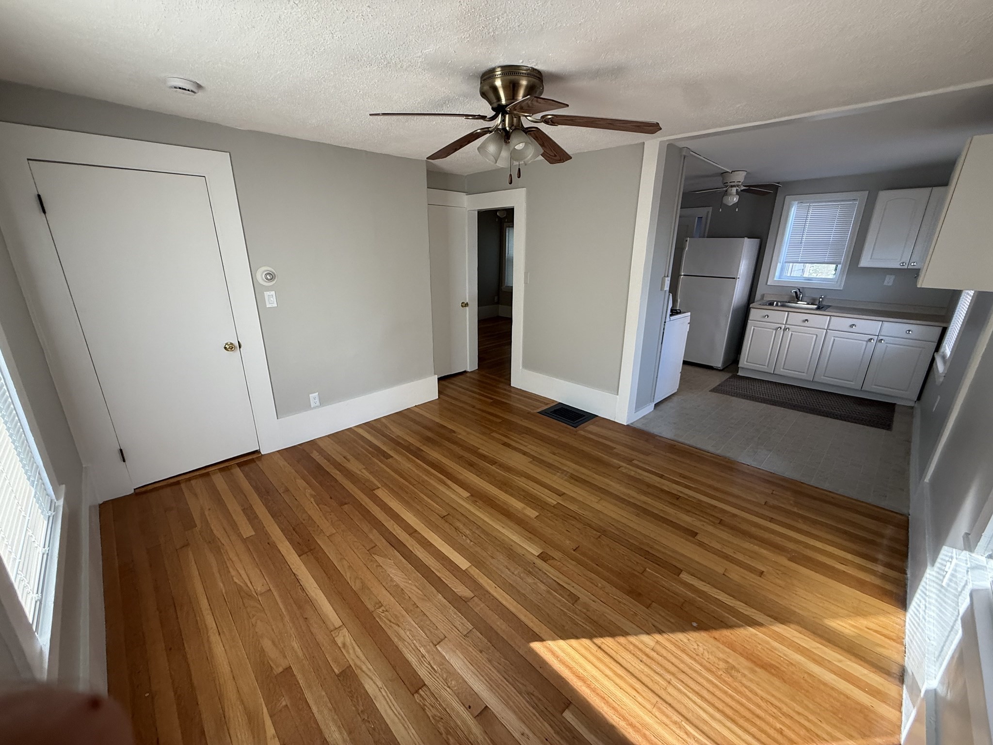 17 Alice Ave Property Photo 12
