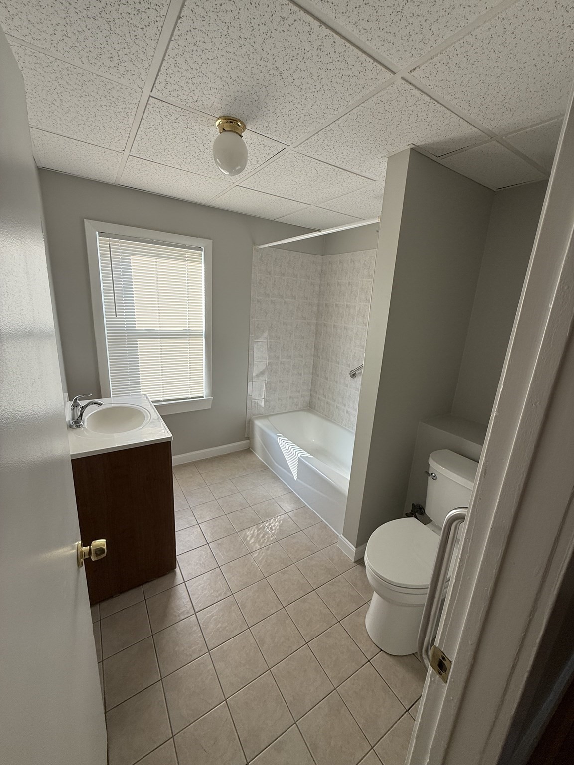 17 Alice Ave Property Photo 15
