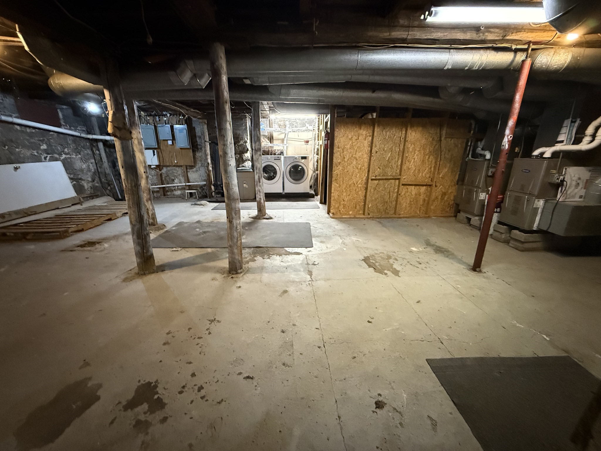 17 Alice Ave Property Photo 18