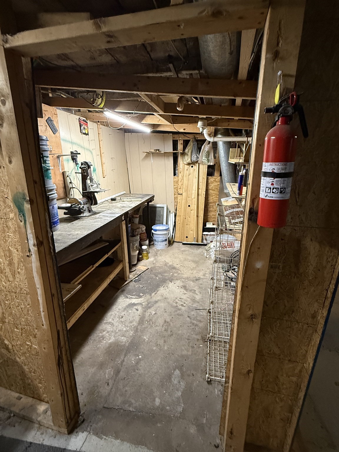 17 Alice Ave Property Photo 23