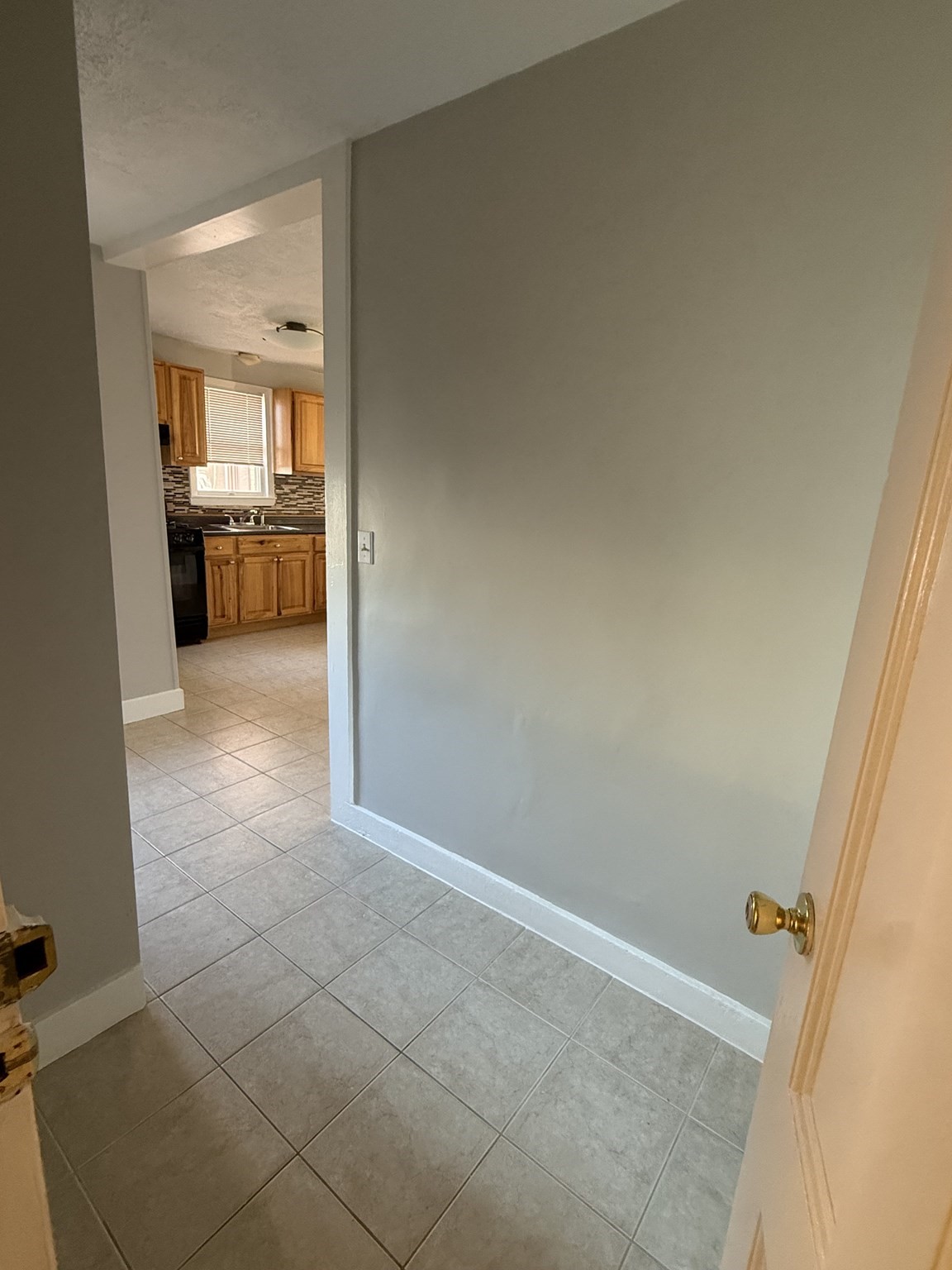 17 Alice Ave Property Photo 24