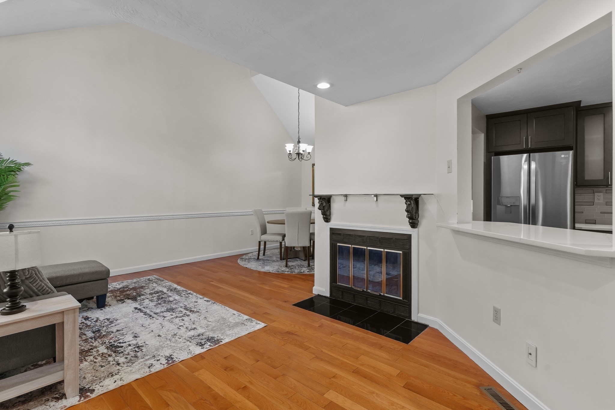 237 South St # 43 Property Photo 10