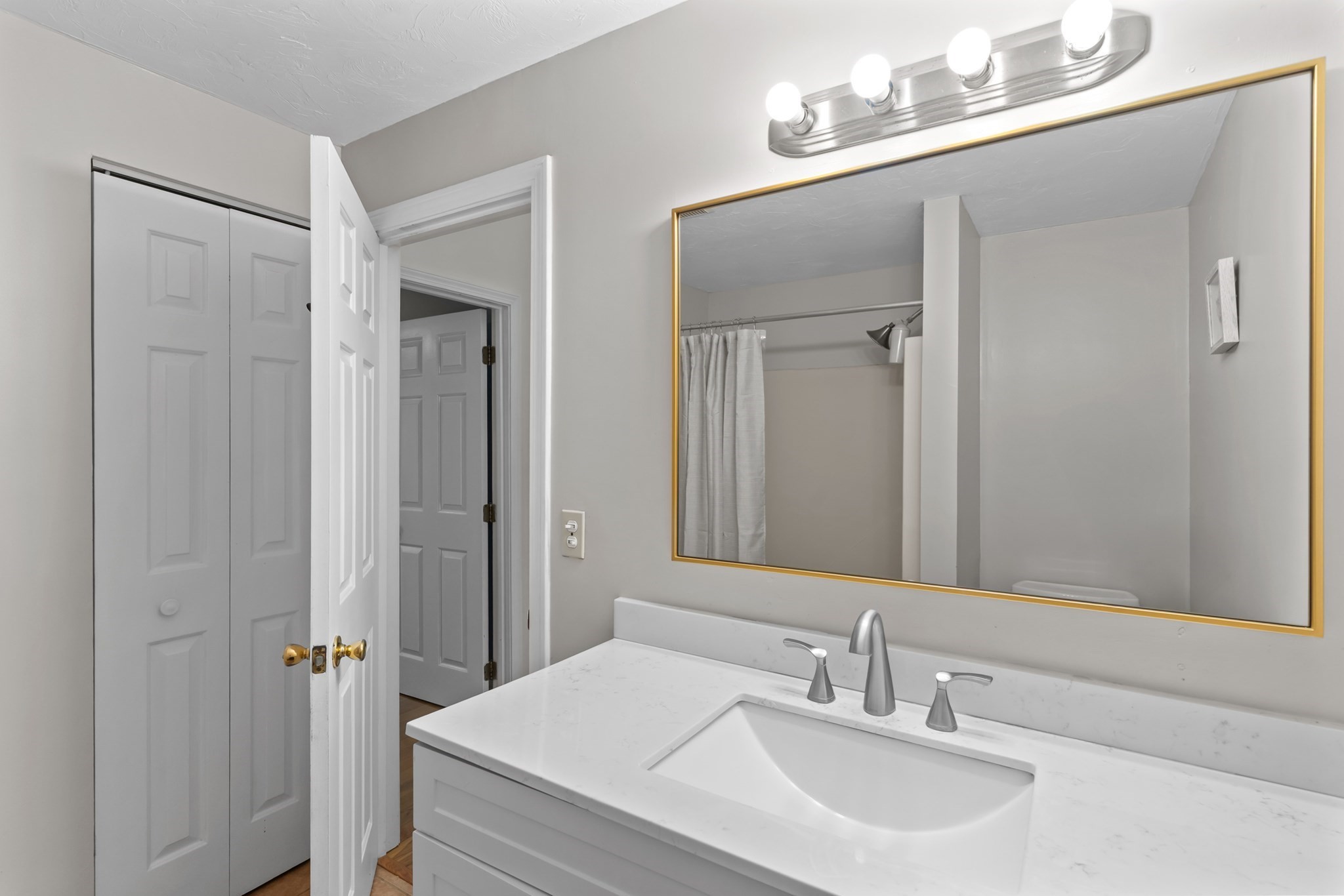 237 South St # 43 Property Photo 20