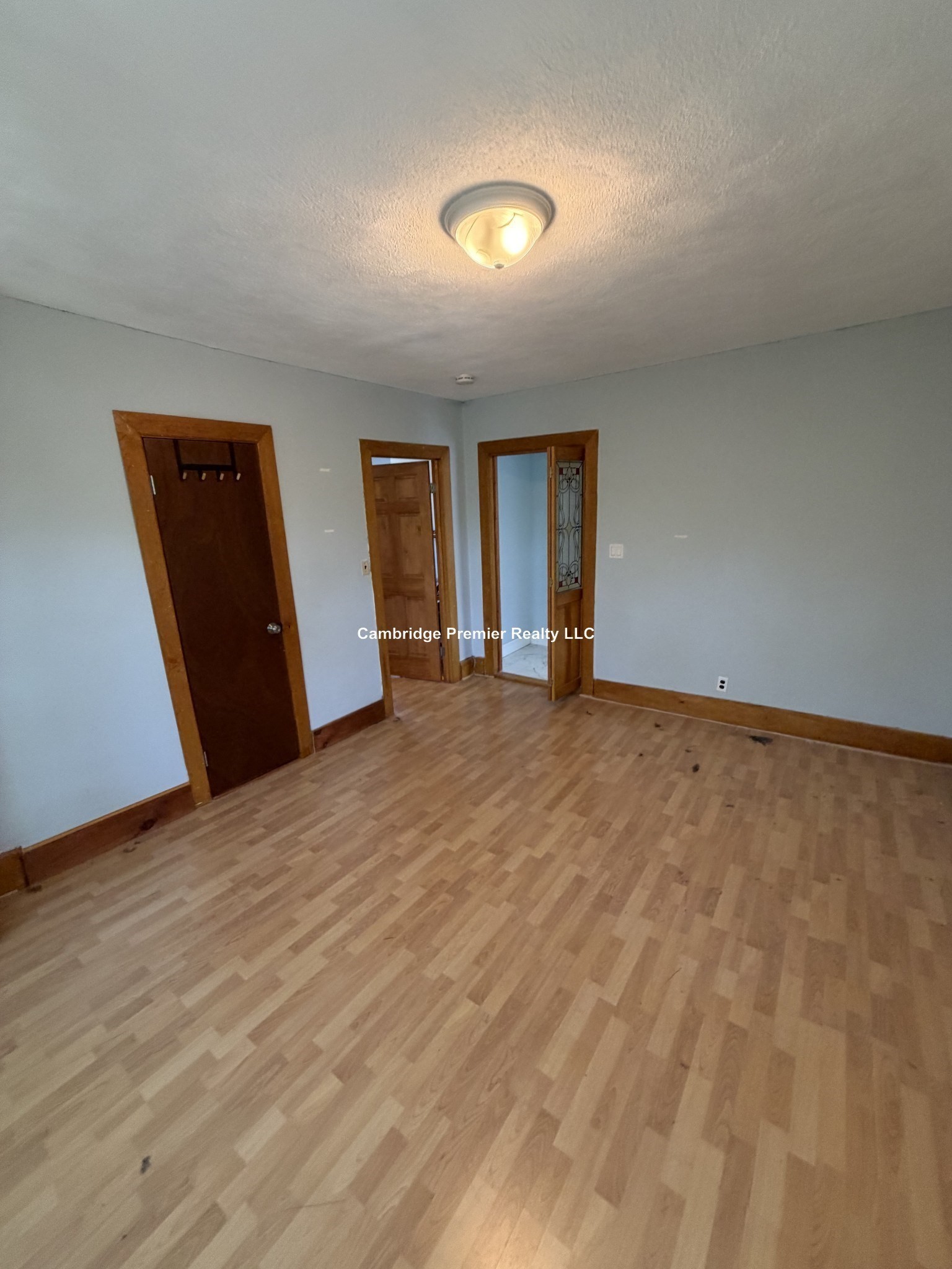 89 Webster Ave # 3 Property Photo 17