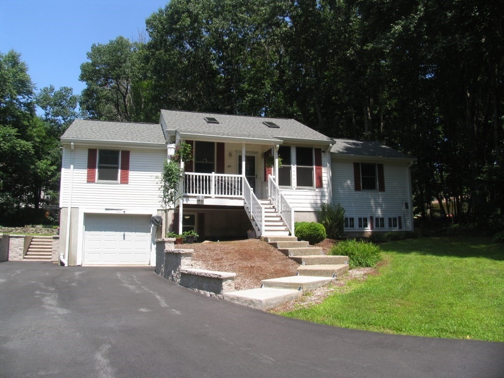 85 Thayer Property Photo 2