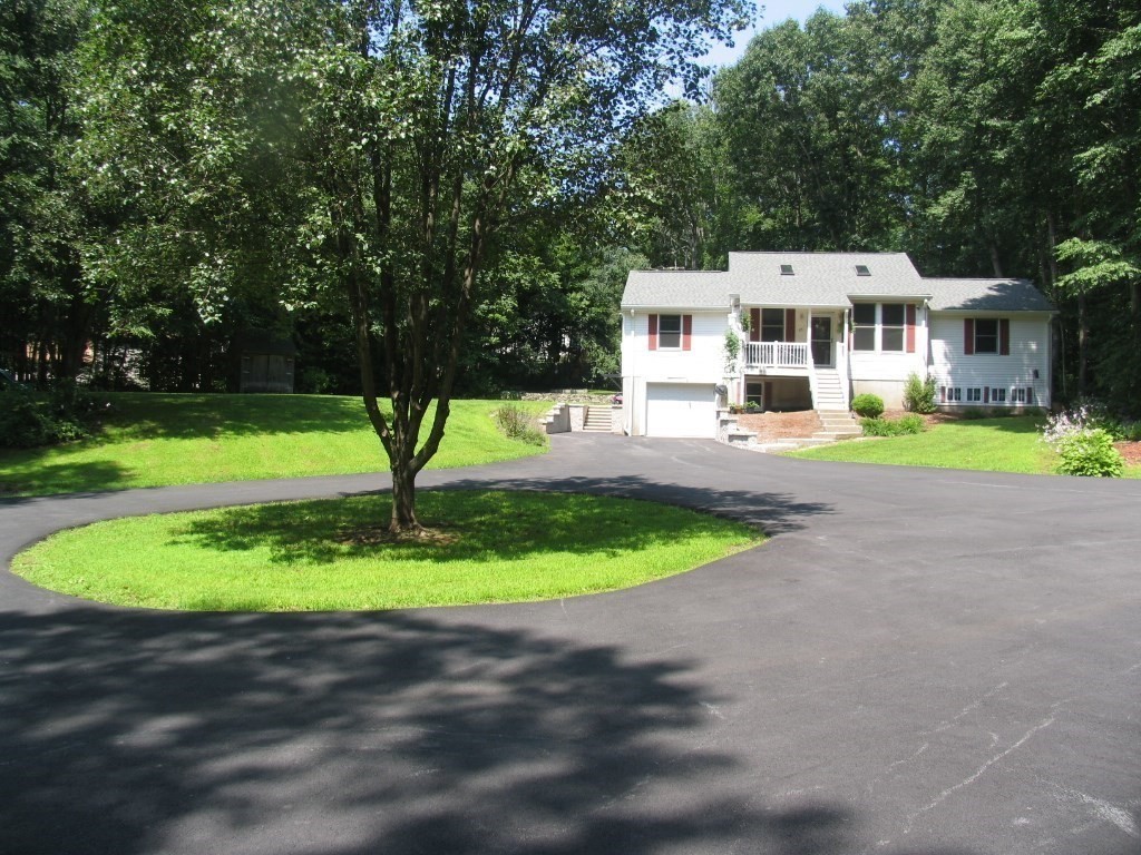 85 Thayer Property Photo 3