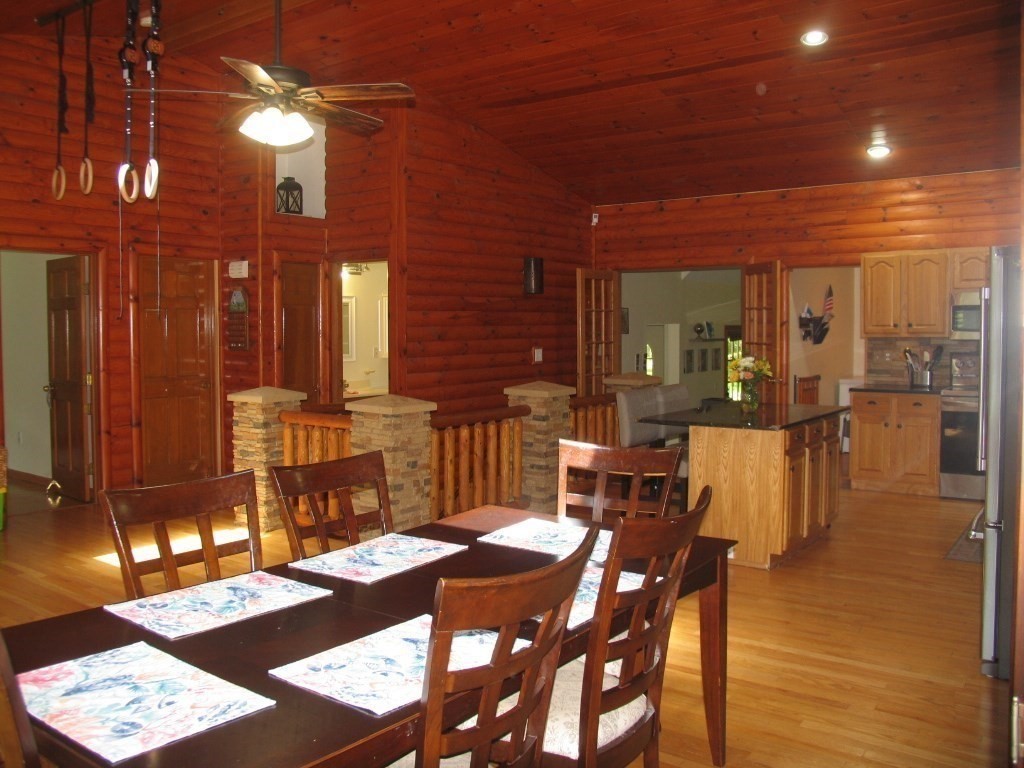 85 Thayer Property Photo 11