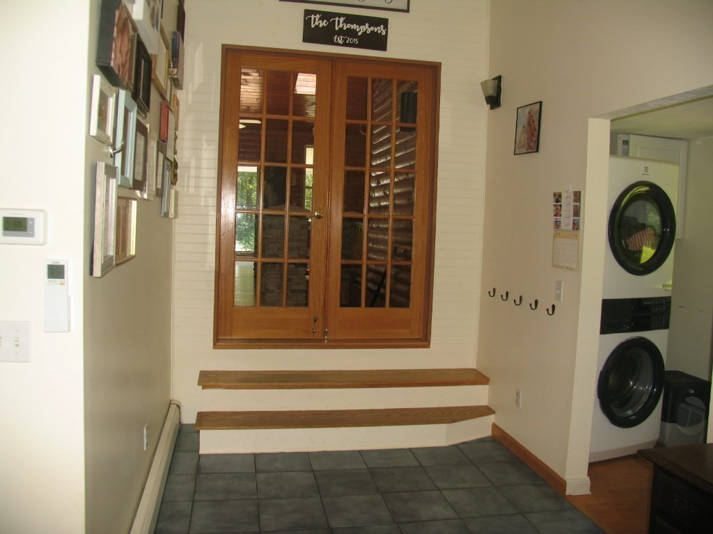 85 Thayer Property Photo 13