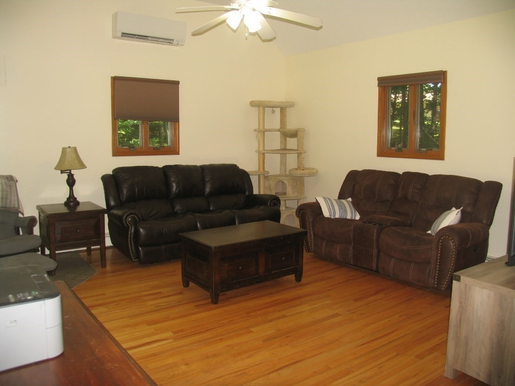 85 Thayer Property Photo 15