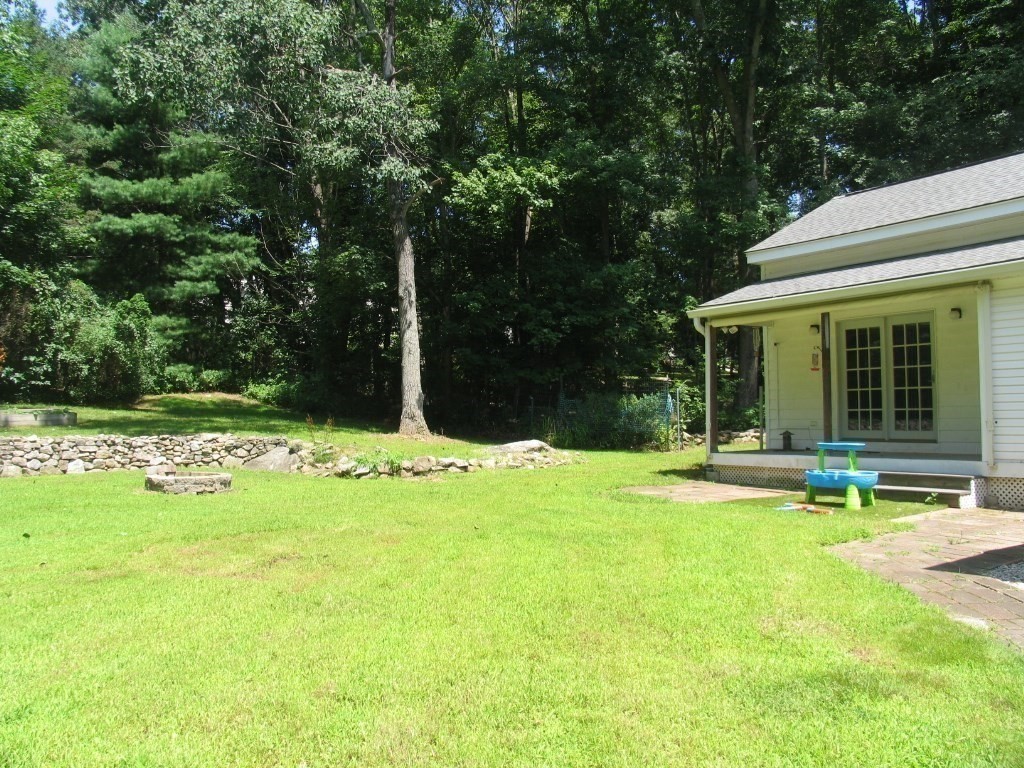 85 Thayer Property Photo 25