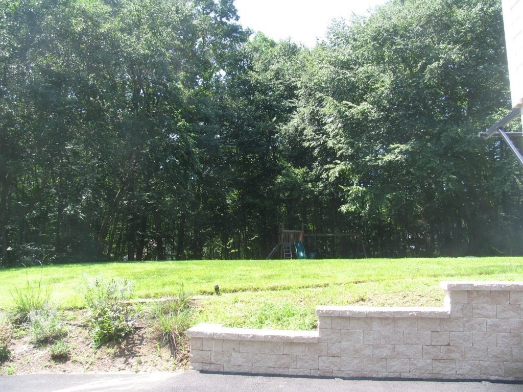 85 Thayer Property Photo 29