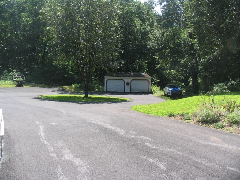 85 Thayer Property Photo 30