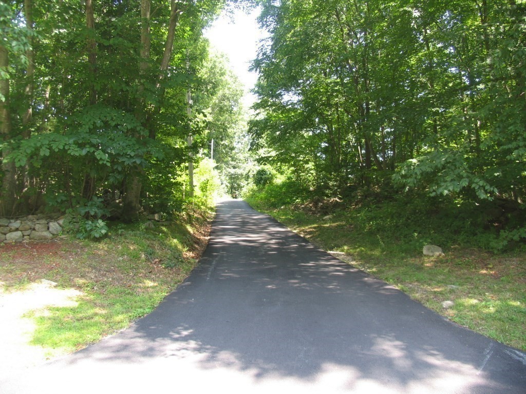 85 Thayer Property Photo 32