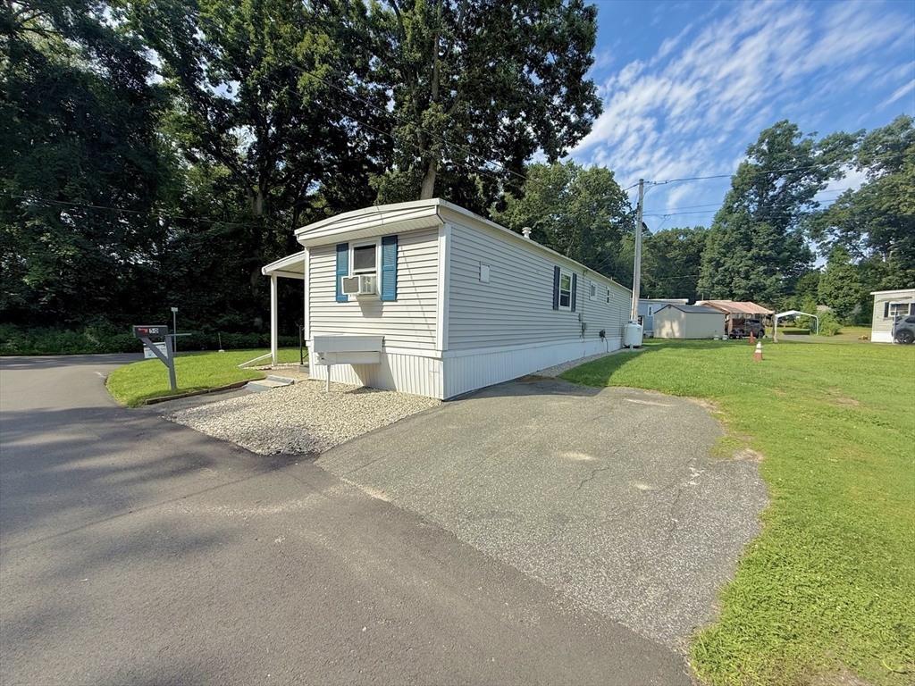 50 Puffin Dr Property Photo 3
