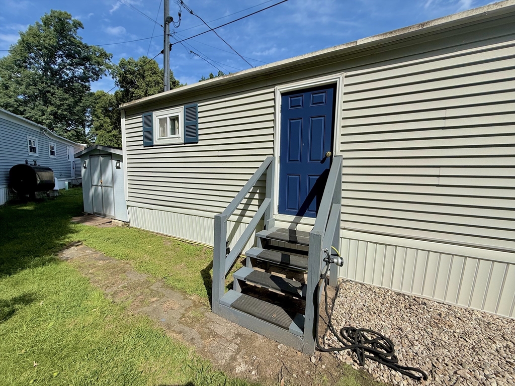 50 Puffin Dr Property Photo 16