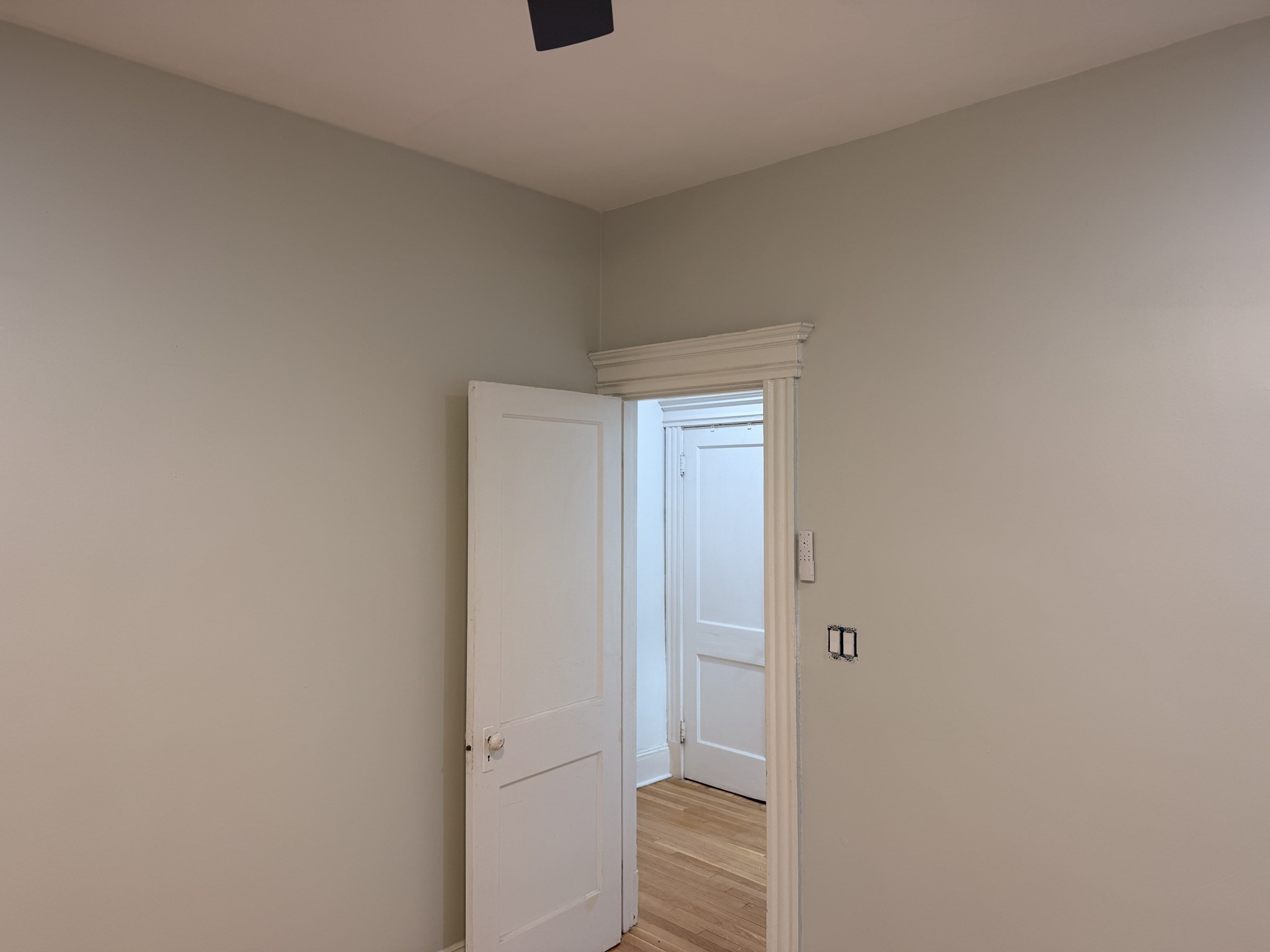 1768 Beacon # 4 Property Photo 5