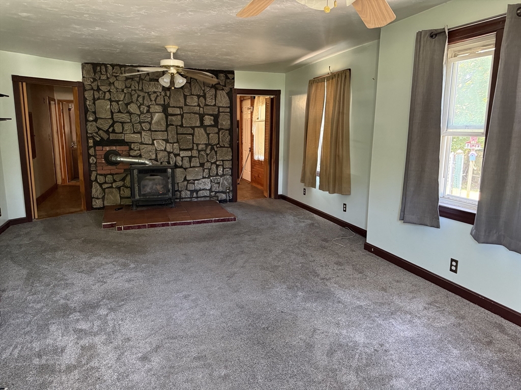 45 Charles Ave Property Photo 6