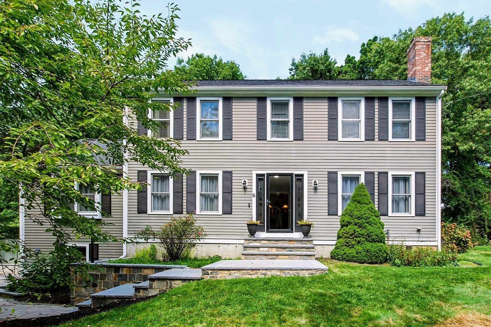 6 Forest Street Property Photo 2