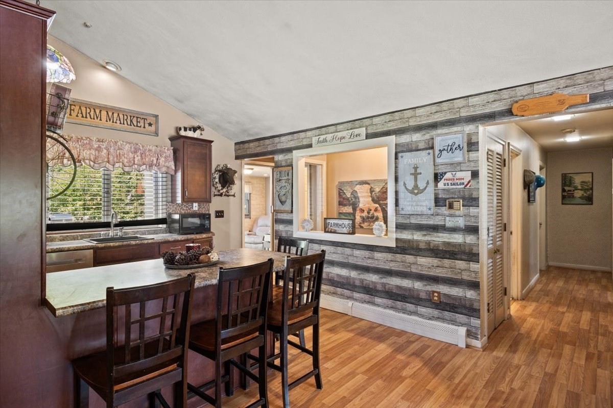 11 Longview Rd Property Photo 8