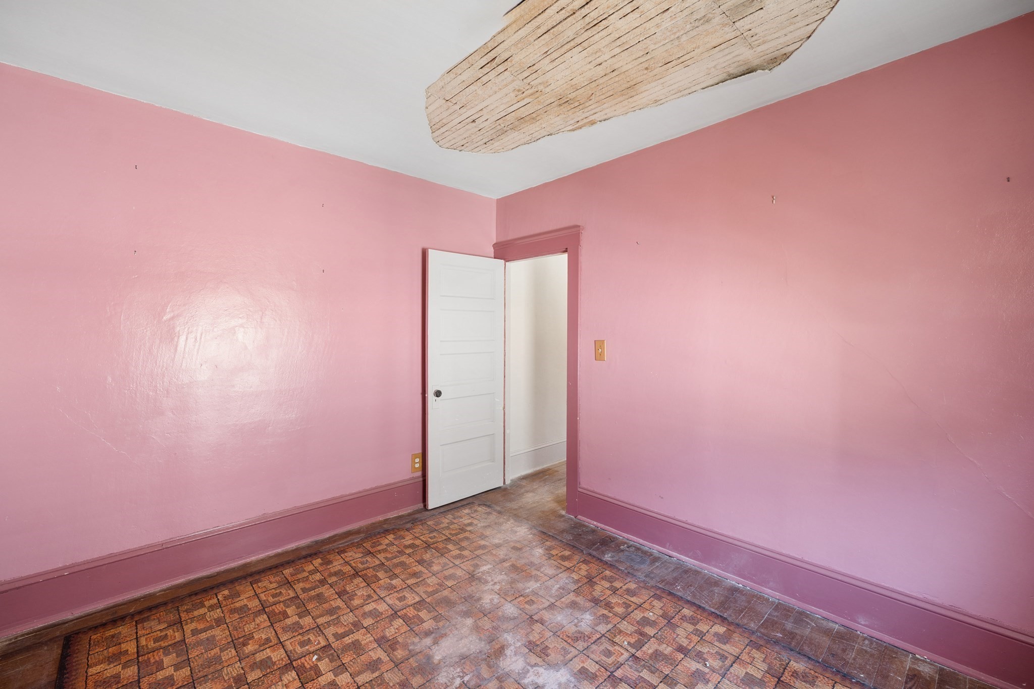 256 Green St Property Photo 16