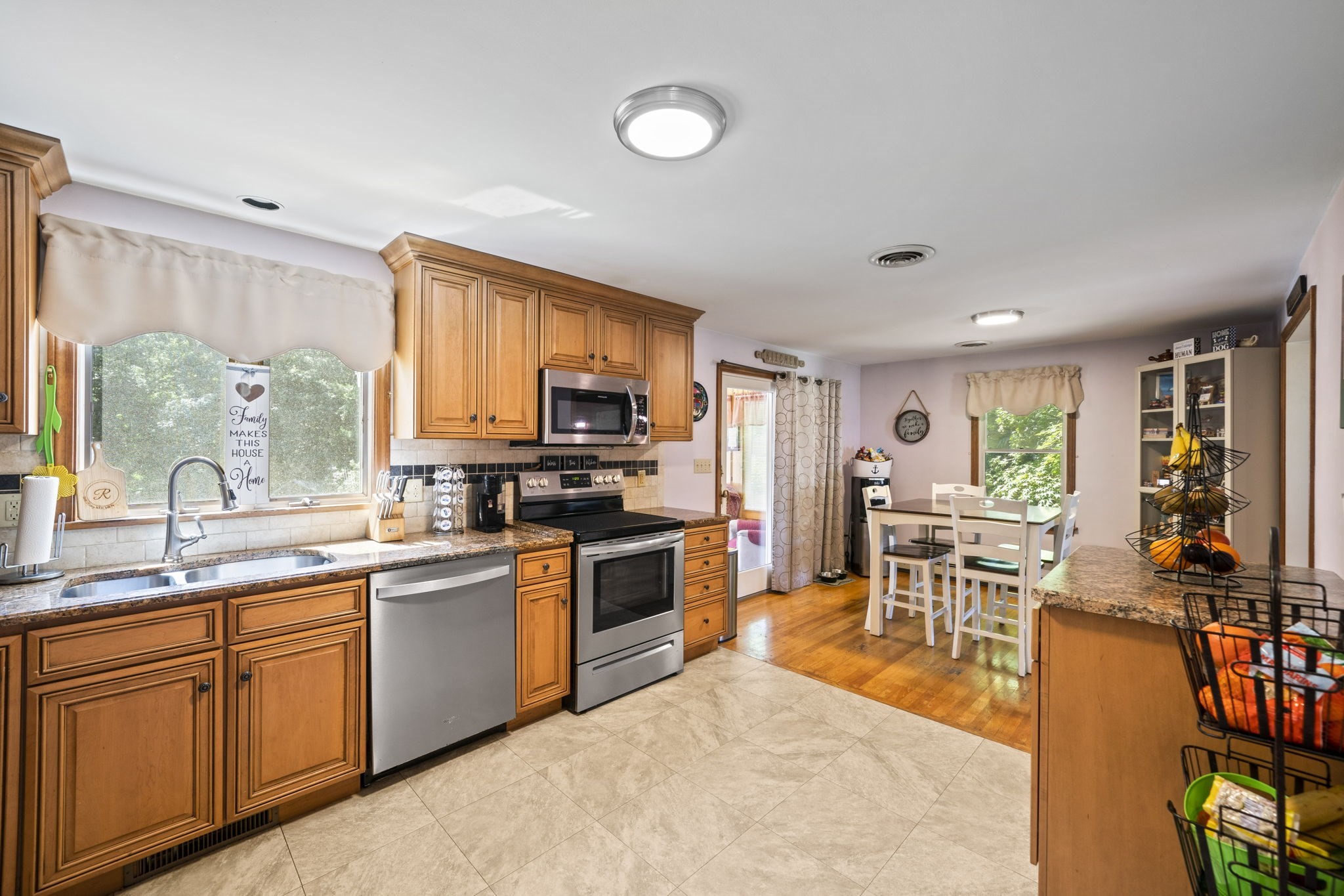 5 Auburndale Hts Property Photo 6