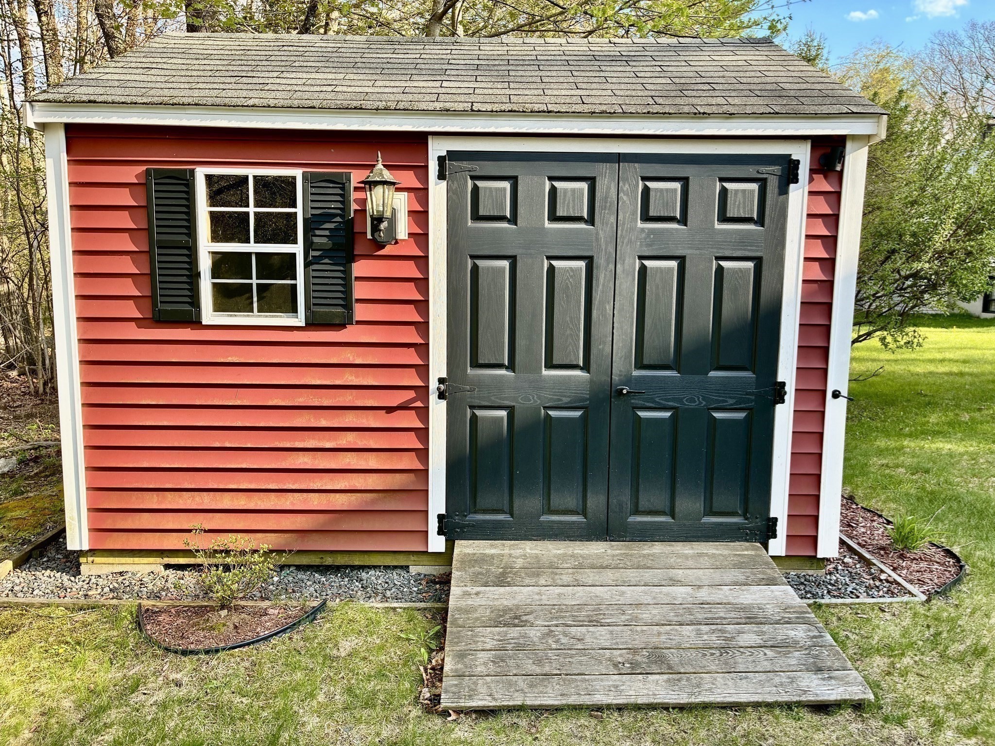 476 Wachusett St Property Photo 36