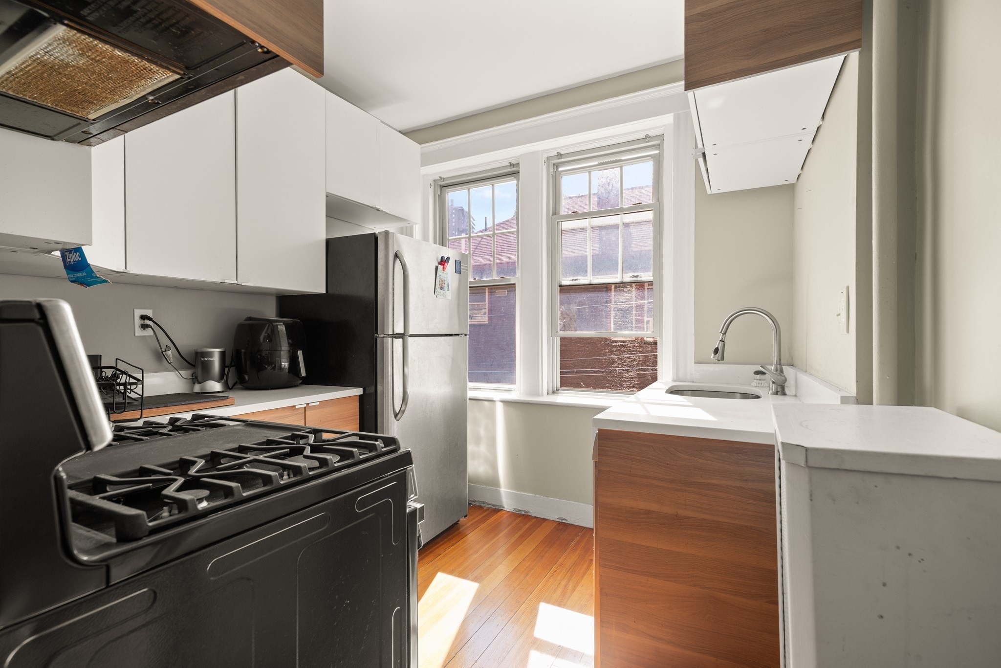 90 Bynner St # 4 Property Photo 6