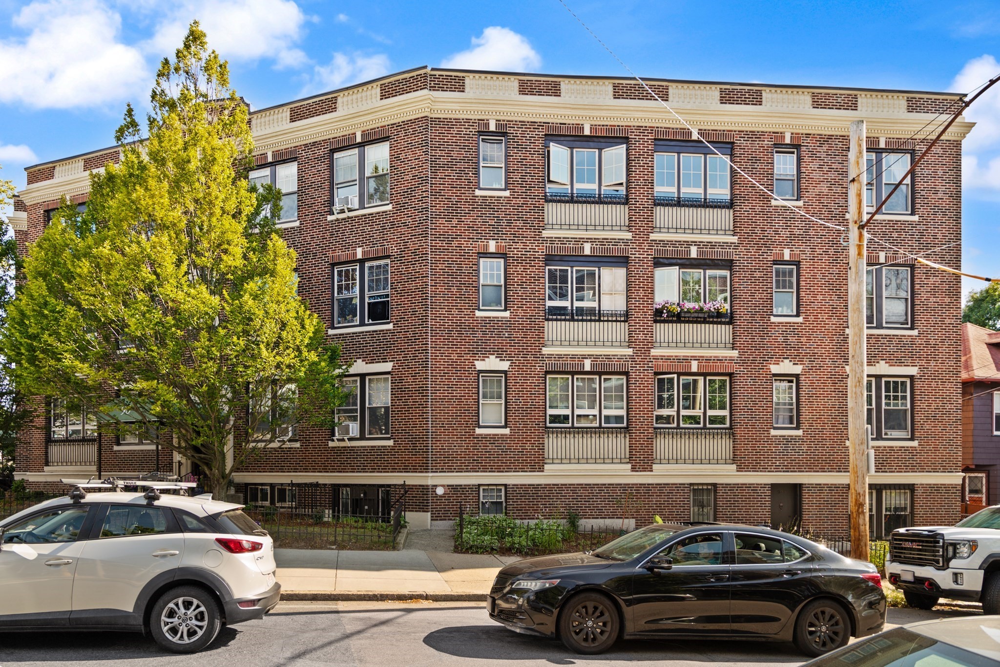 90 Bynner St # 4 Property Photo 12