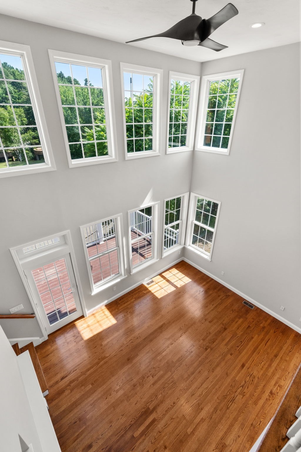7 Riverwalk Ln # 7 Property Photo 8
