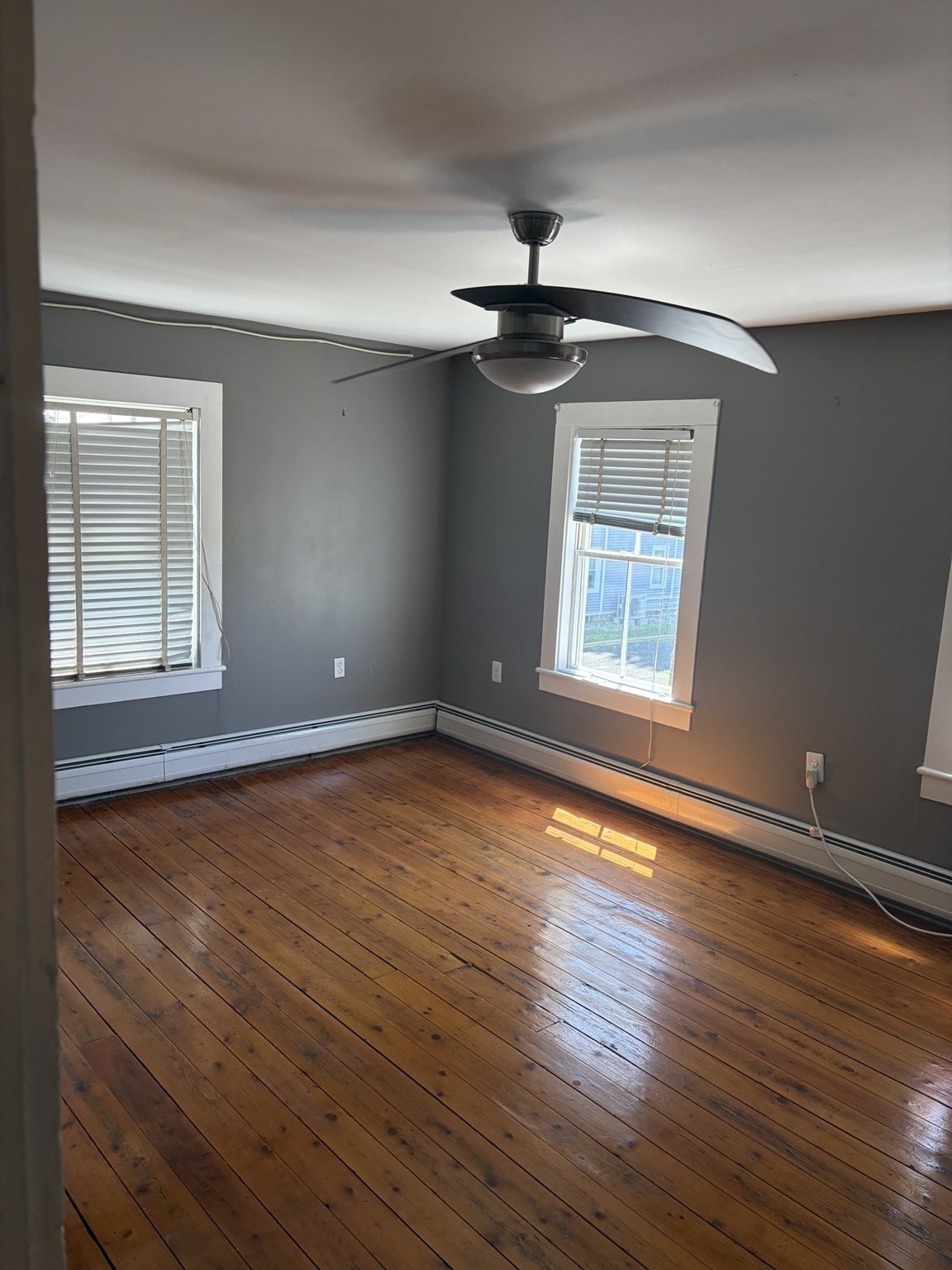 11 Oakdale Pl # 11 Property Photo 4