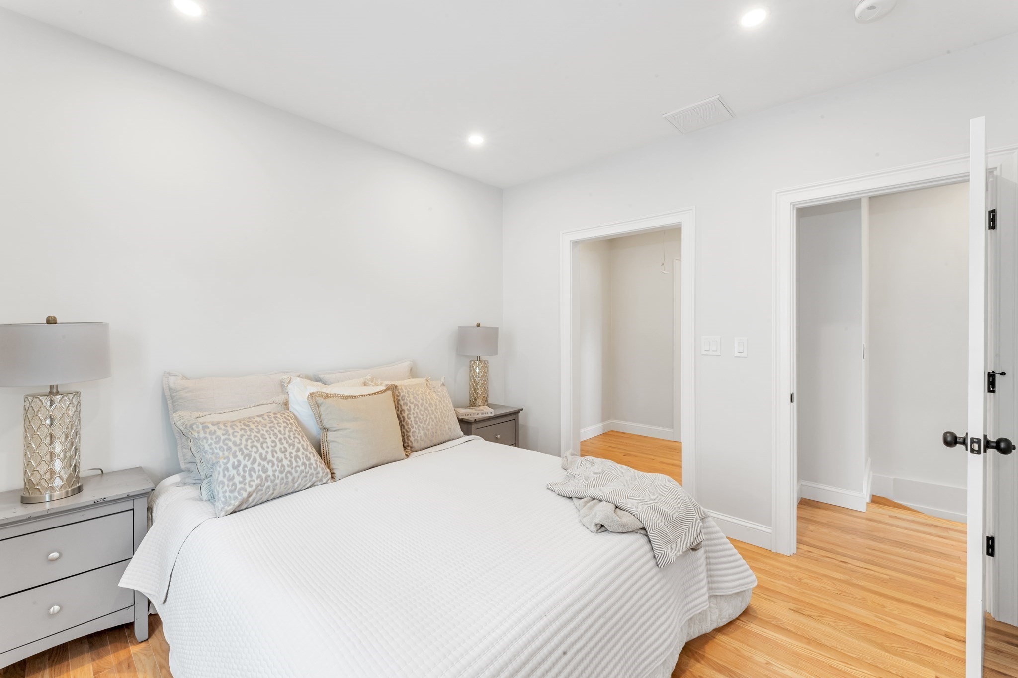 112 Armandine Street # 1 Property Photo 12