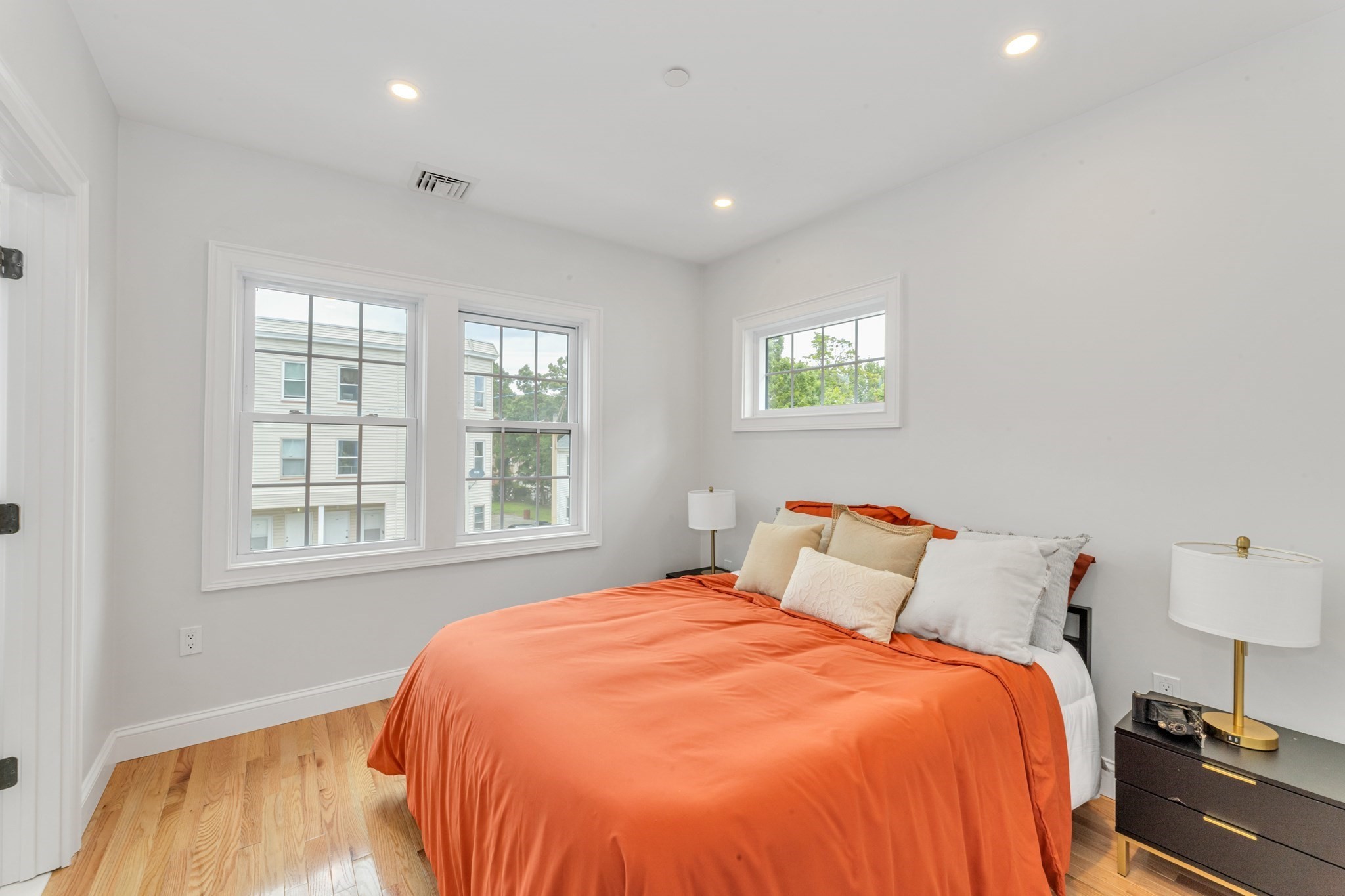 112 Armandine Street # 1 Property Photo 14