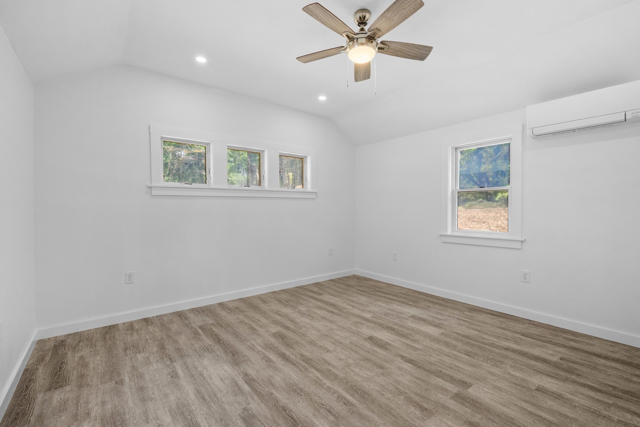 95 Shore Road # 8 Property Photo 12