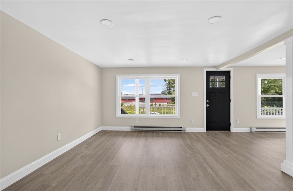 69 Wolcott Ave Property Photo 7