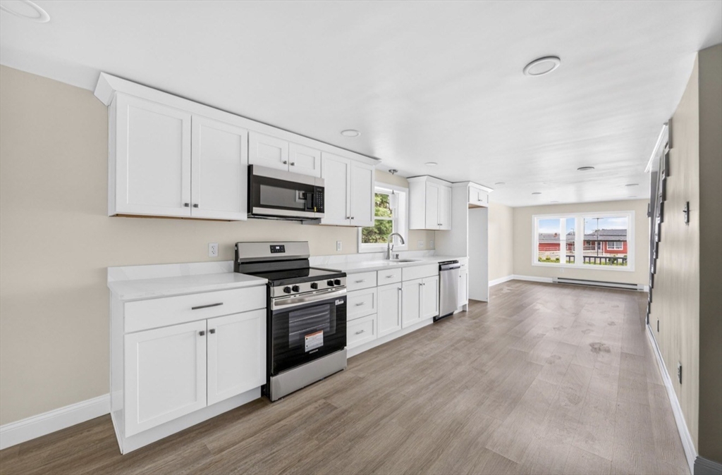 69 Wolcott Ave Property Photo 9