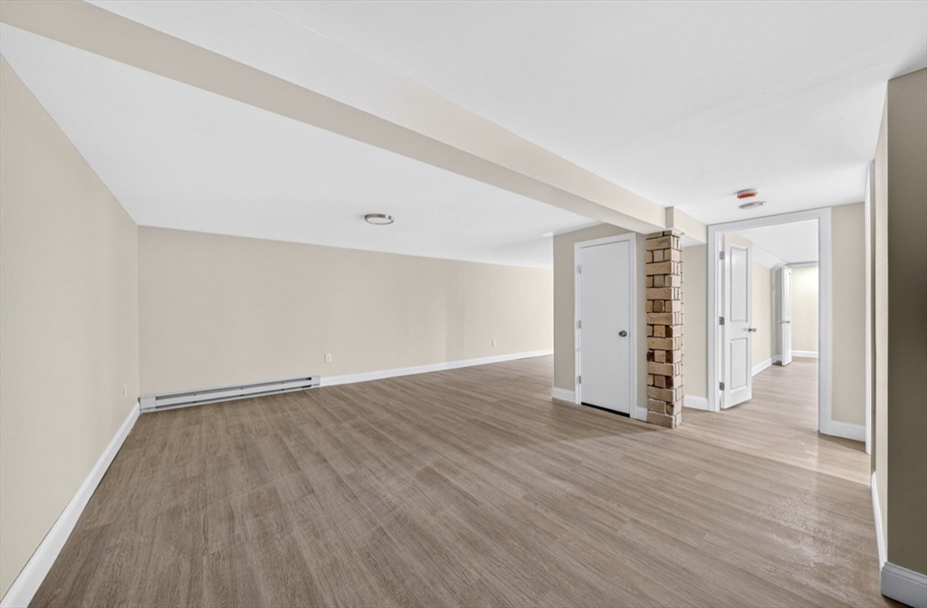 69 Wolcott Ave Property Photo 20