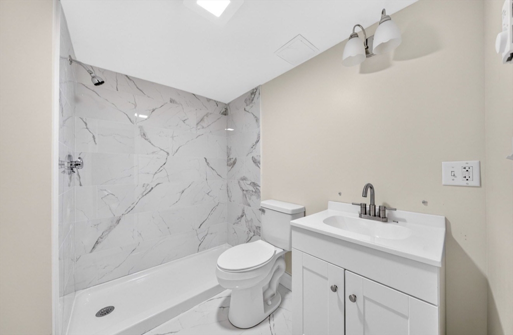 69 Wolcott Ave Property Photo 22