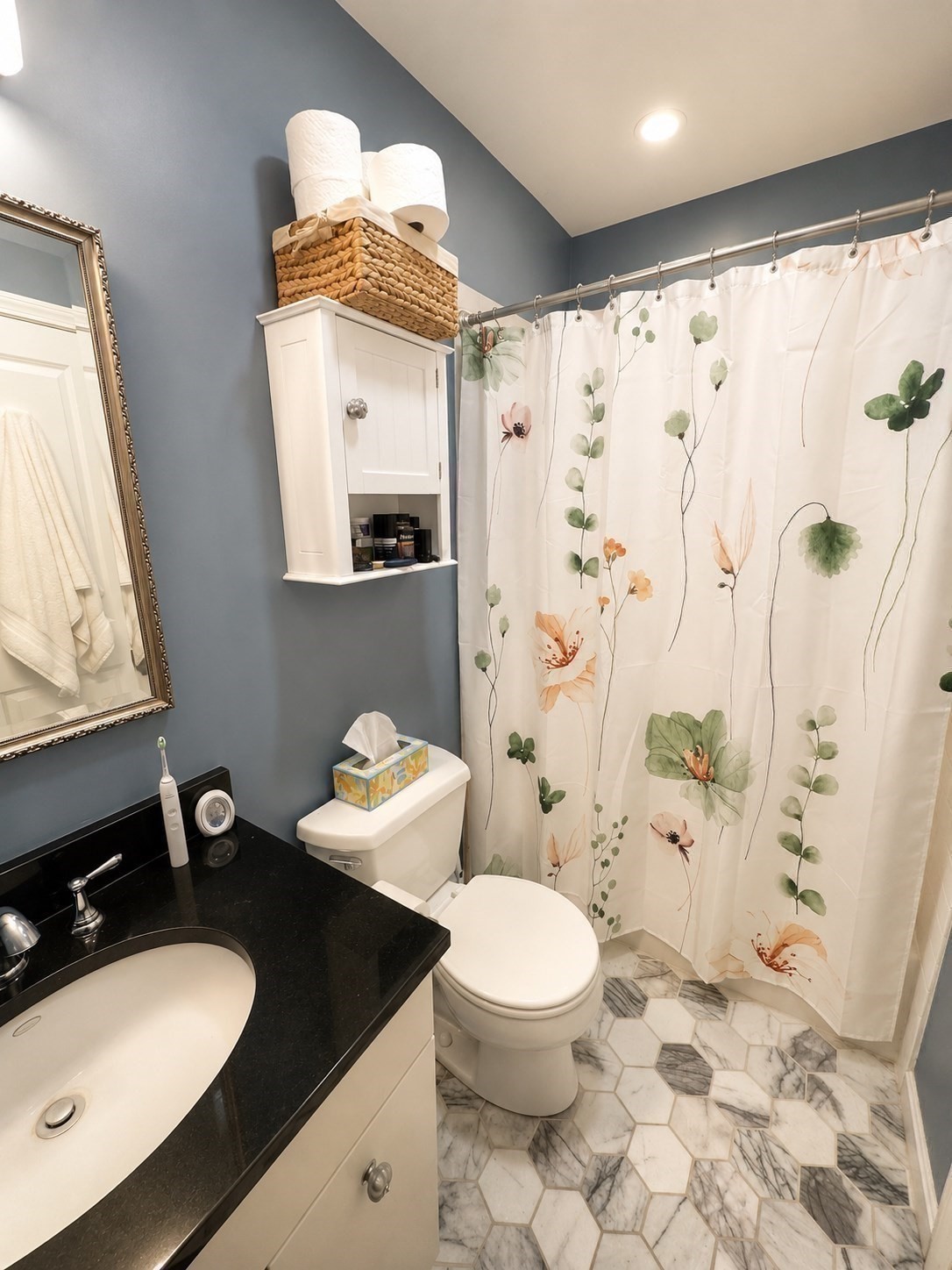 28 Monument St # 1 Property Photo 8
