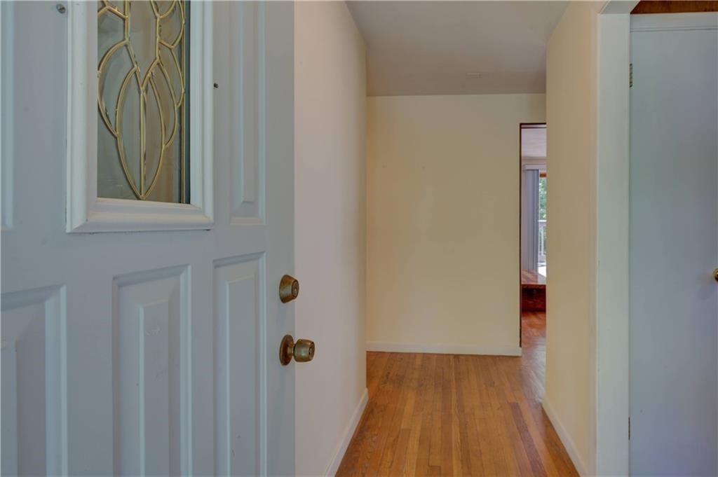 16 Superior St Property Photo 7