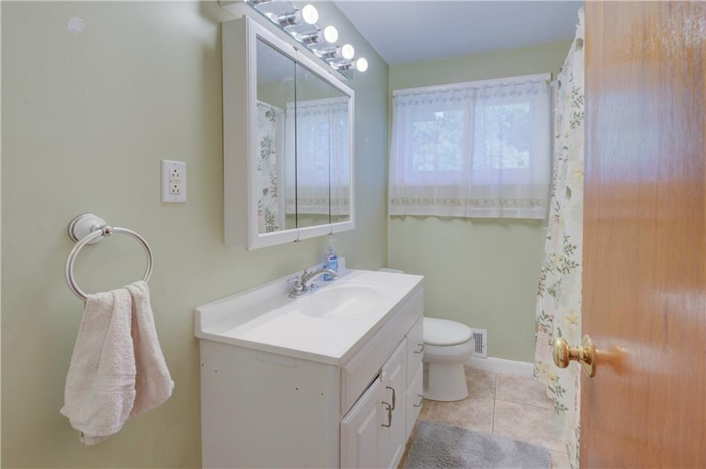 16 Superior St Property Photo 21