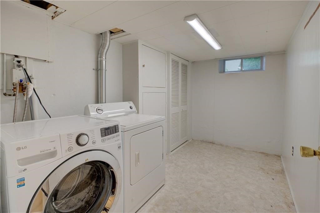 16 Superior St Property Photo 28